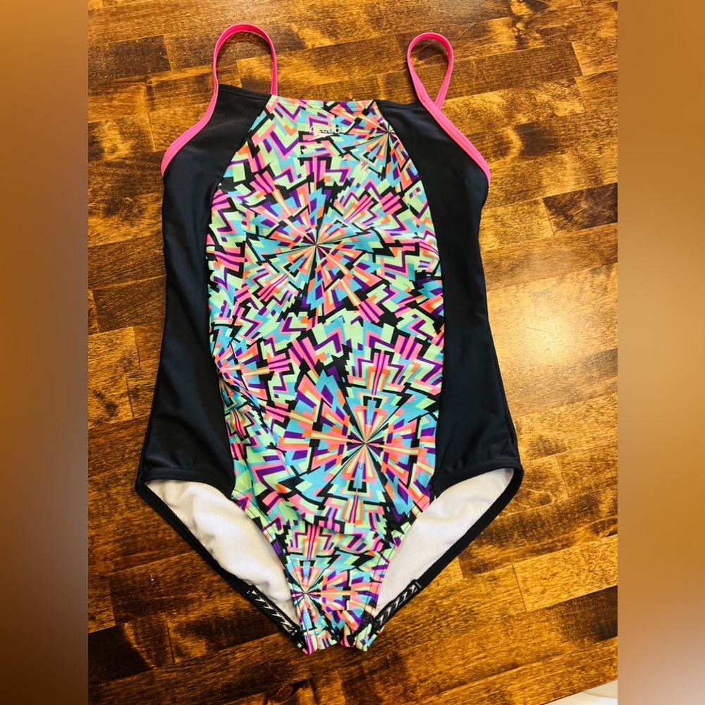 Speedo bathing suit black / pink size L (10-12)